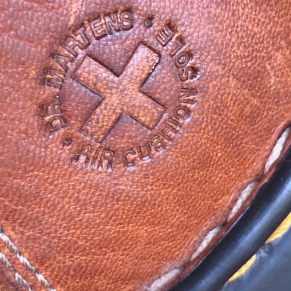 Men's / Unisex Dr. Martens Vintage Brown Leather Shoes / Low Boots 10/11 - Picture 7 of 8